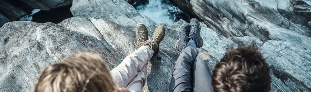 LOWA wandelschoenen voor heren en dames.